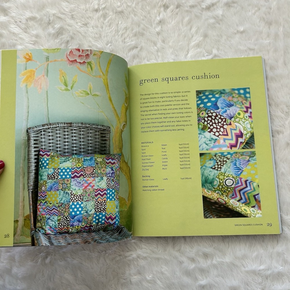 Lot of 5‎ Quilting Books by KAFFE FASSETT Patchwork Quilt Pillows Country Garden - Picture 11 of 13